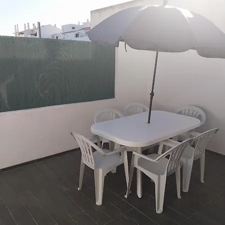 Oura Ii Apartment *